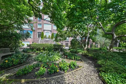 1 Beekman Place #15A, New York City, NY 10022 - Photo 18