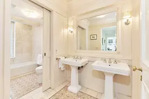 1 Beekman Pl, New York City, NY 10022 - Photo 16