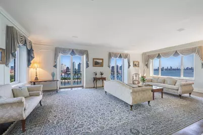 1 Beekman Place #15A, New York City, NY 10022 - Photo 2