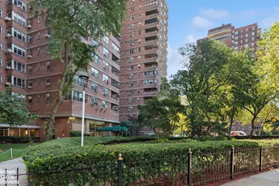 568 Grand Street #J1204, New York, NY 10002 - Photo 14