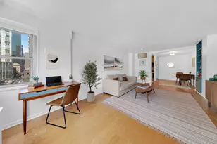 211 E 53rd St, New York City, NY 10022 - Photo 2