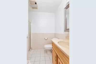 5637 Delafield Avenue, New York City, NY 10471 - Photo 20