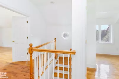 5637 Delafield Avenue, New York City, NY 10471 - Photo 12