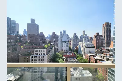 300 E 74th Street #17E, New York City, NY 10021 - Photo 18