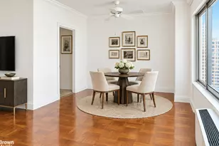 300 E 74th St, New York City, NY 10021 - Photo 4