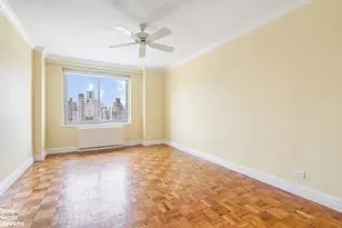 300 E 74th St, New York City, NY 10021 - Photo 24