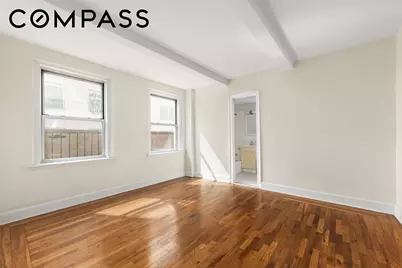 333 E 43rd Street #109, New York, NY 10017 - Photo 2