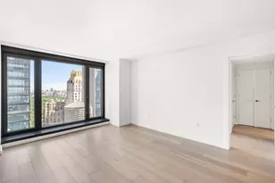 111 W 56th St, New York City, NY 10019 - Photo 4
