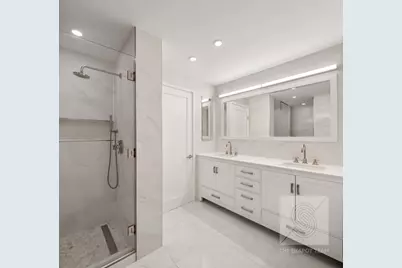 146 W 57th Street #6667E, New York, NY 10019 - Photo 12