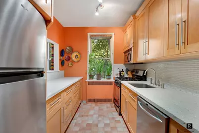 140 E 2nd Street #2-O, Brooklyn, NY 11218 - Photo 4