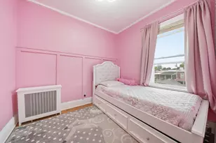 87-77 254th St, New York City, NY 11426 - Photo 16