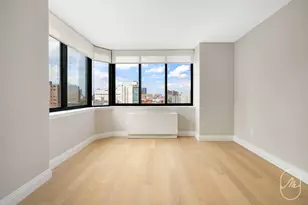 345 E 94th St, New York City, NY 10128 - Photo 2