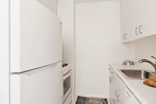 161 W 61st St, New York City, NY 10023 - Photo 6