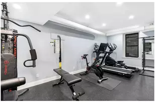 119 W 71st St, New York City, NY 10023 - Photo 12