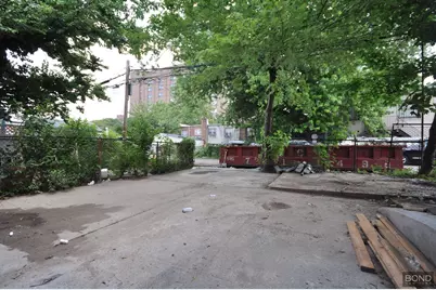 135 E 46th Street #2, Brooklyn, NY 11203 - Photo 10