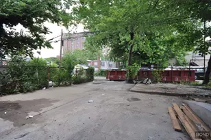 135 E 46th St, Brooklyn, NY 11203 - Photo 10