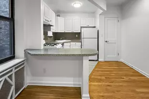 355 W 51st St, New York, NY 10019 - Photo 4