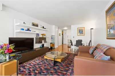 220 E 57th Street #14H, New York, NY 10022 - Photo 2
