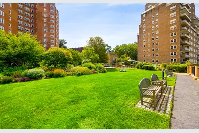 160 Cabrini Boulevard #APT127, New York, NY 10033 - Photo 18