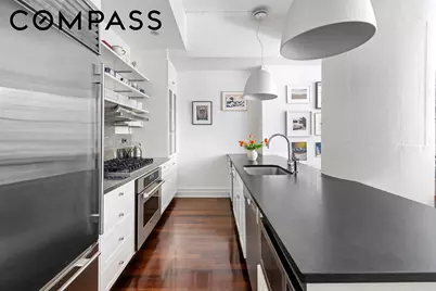 70 Washington Street #2B, New York City, NY 11201 - Photo 4