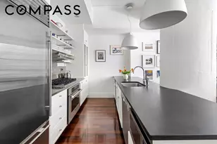 70 Washington St, New York City, NY 11201 - Photo 4