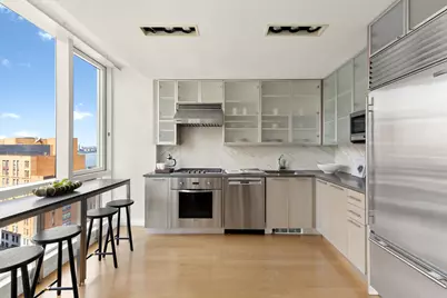 200 Chambers Street #17B, New York City, NY 10007 - Photo 2
