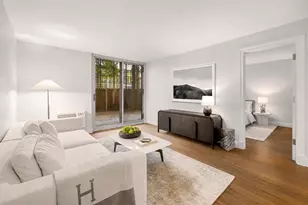 625 Main St, New York City, NY 10044 - Photo 1