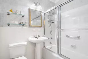 300 E 74th St, New York City, NY 10021 - Photo 10