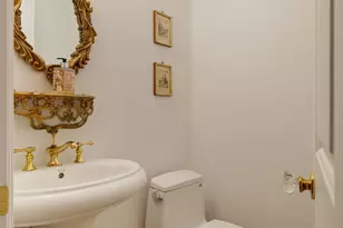 114 E 72nd St, New York City, NY 10021 - Photo 8