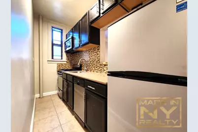 25-74 33rd Street #2C, Astoria, NY 11102 - Photo 1