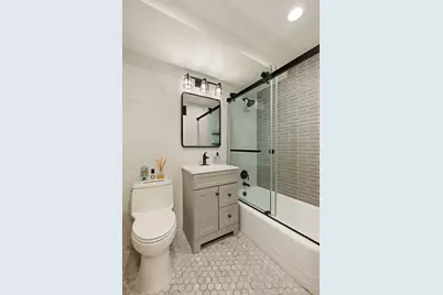 181 E 73rd Street #14G, New York City, NY 10021 - Photo 6