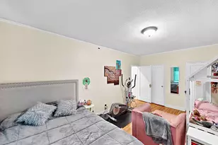 915 E 17th St, Brooklyn, NY 11230 - Photo 6
