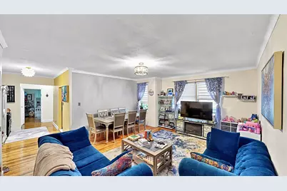 915 E 17th Street #117, Brooklyn, NY 11230 - Photo 2