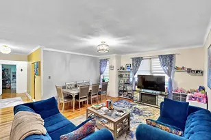 915 E 17th St, Brooklyn, NY 11230 - Photo 2