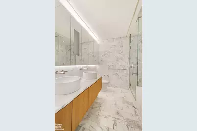 18 W 48th Street #11B, New York, NY 10036 - Photo 2