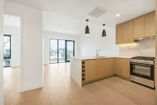 30-05 Vernon Blvd, Astoria, NY 11102 - Photo 2
