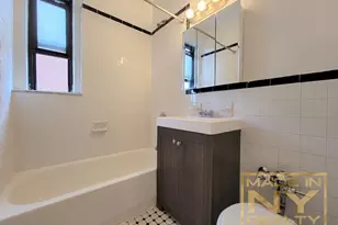 25-21 31st Avenue, Astoria, NY 11106 - Photo 4