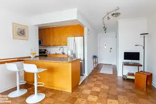 205 West End Ave, New York City, NY 10023 - Photo 4