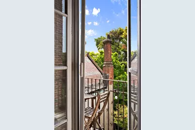 44 Remsen Street #10, New York City, NY 11201 - Photo 6