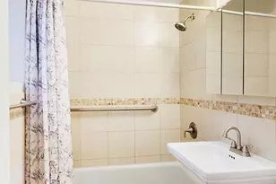 4489 Broadway, New York City, NY 10040 - Photo 8
