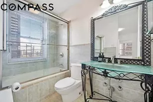 300 E 40th St, New York City, NY 10016 - Photo 6