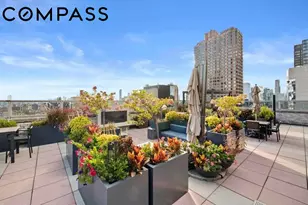 300 E 40th St, New York City, NY 10016 - Photo 8