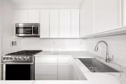 555 Main Street #1408, New York City, NY 10044 - Photo 8