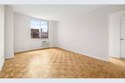 555 Main Street #1408, New York City, NY 10044 - Photo 10