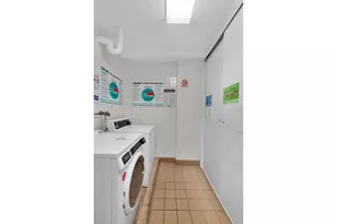 347 W 57th St, New York City, NY 10019 - Photo 12