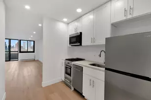 347 W 57th St, New York City, NY 10019 - Photo 8