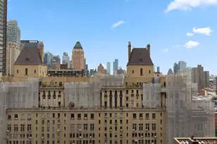 347 W 57th St, New York City, NY 10019 - Photo 6