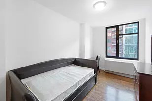 2833 Ocean Pkwy, New York City, NY 11235 - Photo 8