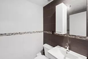 2833 Ocean Pkwy, New York City, NY 11235 - Photo 12
