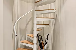 32 W 40th St, New York City, NY 10018 - Photo 6